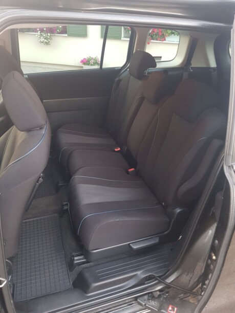 Mazda 5 II, 7 мест, 2013 г.