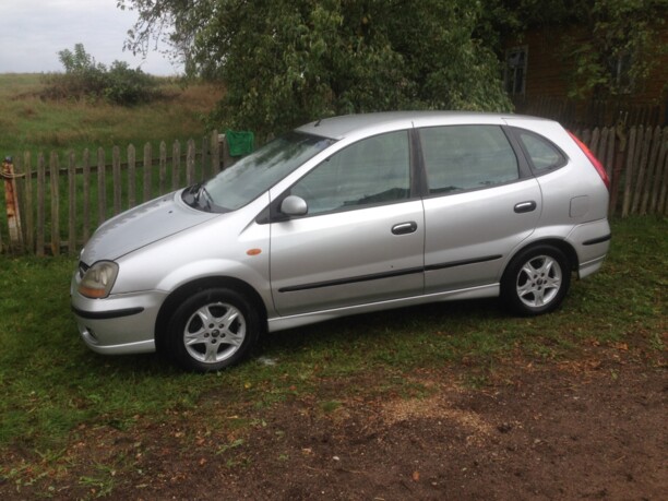 Nissan Almera Tino, 2003 г.