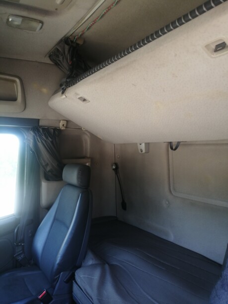 Scania R-series Низкорамный седельный тягач R420, 2010 г.