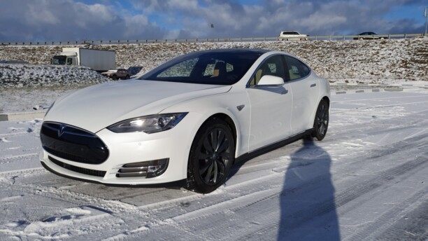 Tesla Model S I, 2015 г.