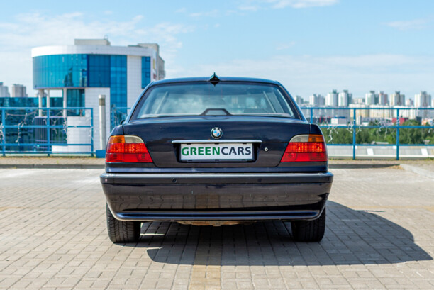 BMW 7 серия E38, 2001 г.