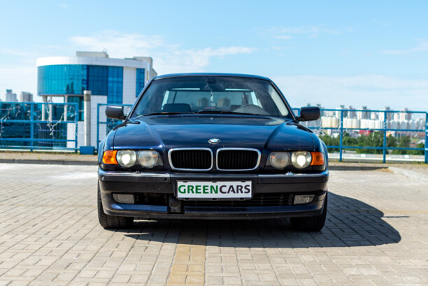 BMW 7 серия E38, 2001 г.