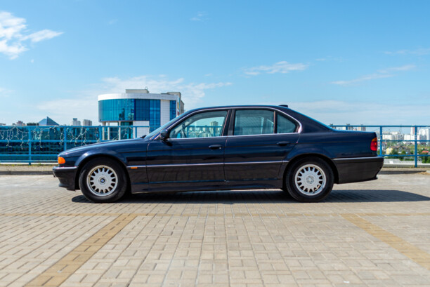 BMW 7 серия E38, 2001 г.