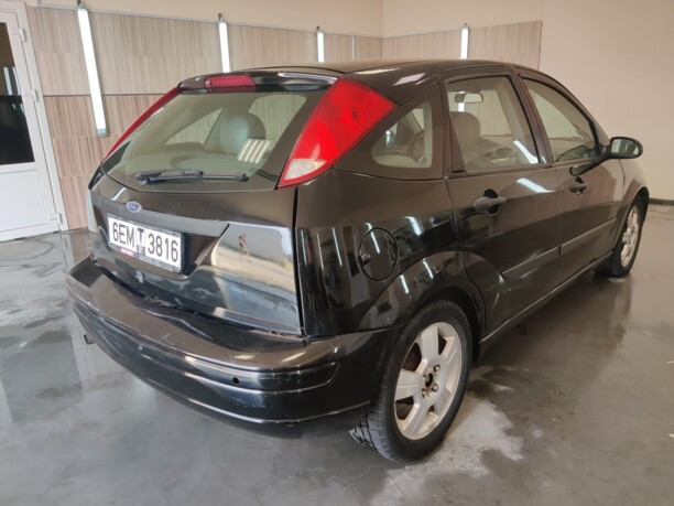 Ford Focus I · Рестайлинг, 2002 г.