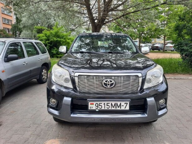 Toyota Land Cruiser Prado J150, 7 мест, 2010 г.