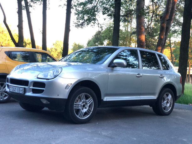 Porsche Cayenne 955, 2004 г.