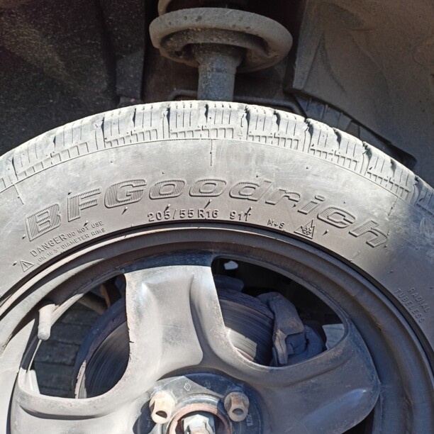 Легковые шины BF Goodrich 205/55 R16 4 шт.
