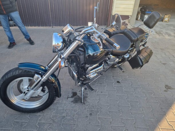Suzuki VZ, 1999 г.