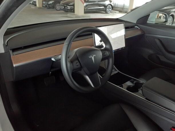 Tesla Model 3, 2020 г.