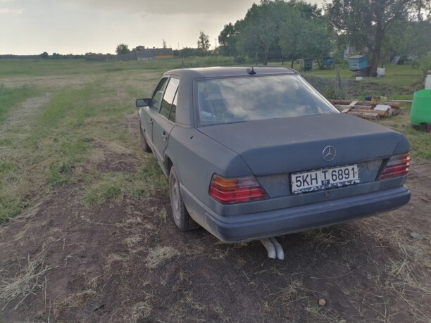 Mercedes-Benz E-Класс W124, S124, C124, A124, 1988 г.