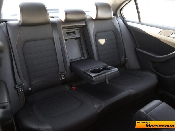 Volkswagen Jetta VI, 2012 г.