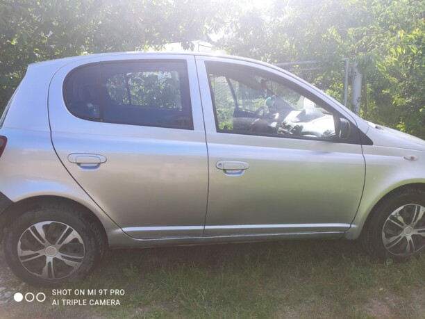 Toyota Yaris I (P1), 2000 г.