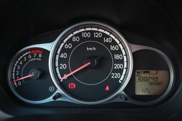 Mazda 2 II · Рестайлинг, 2011 г.