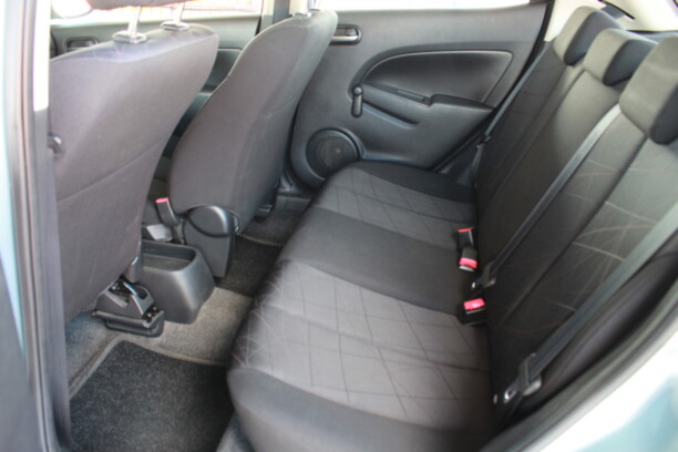 Mazda 2 II · Рестайлинг, 2011 г.