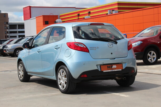 Mazda 2 II · Рестайлинг, 2011 г.