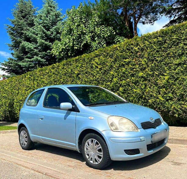 Toyota Yaris I (P1) · Рестайлинг, 2003 г.