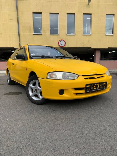 Mitsubishi Colt V, 1999 г.