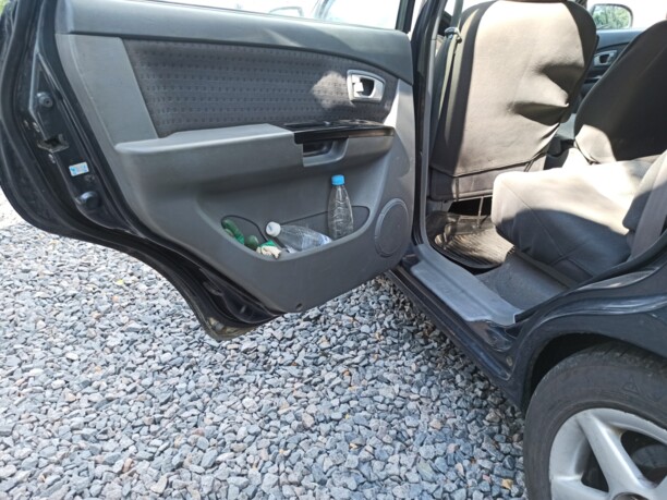 Kia Carens I · Рестайлинг, 2005 г.