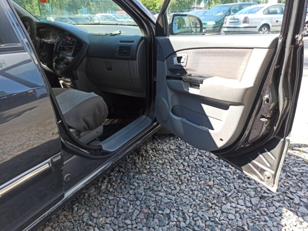 Kia Carens I · Рестайлинг, 2005 г.