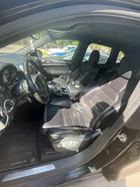 Porsche Cayenne 958, 2011 г.