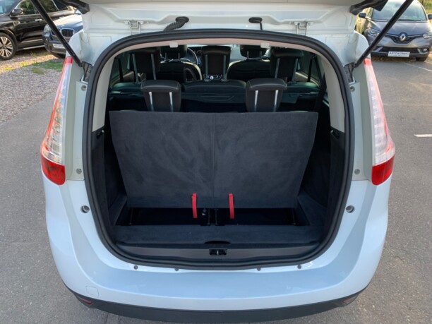 Renault Grand Scenic III · 2-й рестайлинг, 7 мест, 2014 г.