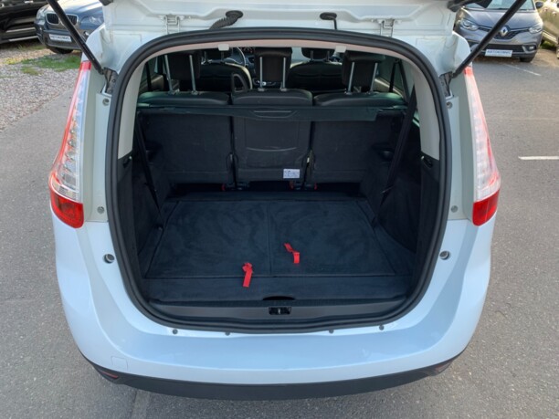 Renault Grand Scenic III · 2-й рестайлинг, 7 мест, 2014 г.