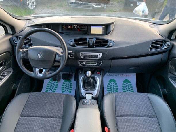 Renault Grand Scenic III · 2-й рестайлинг, 7 мест, 2014 г.
