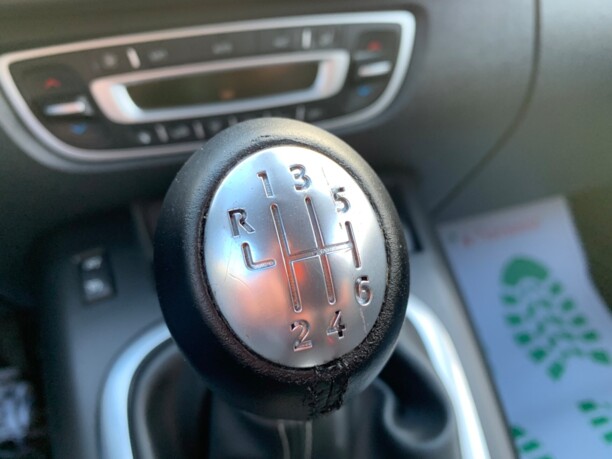 Renault Grand Scenic III · 2-й рестайлинг, 7 мест, 2014 г.