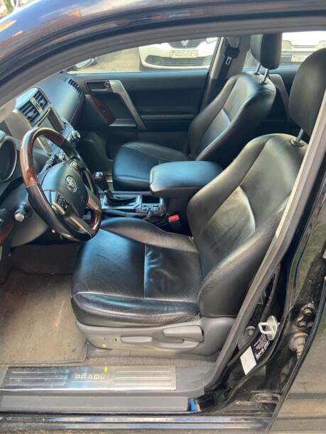Toyota Land Cruiser Prado J150, 7 мест, 2010 г.
