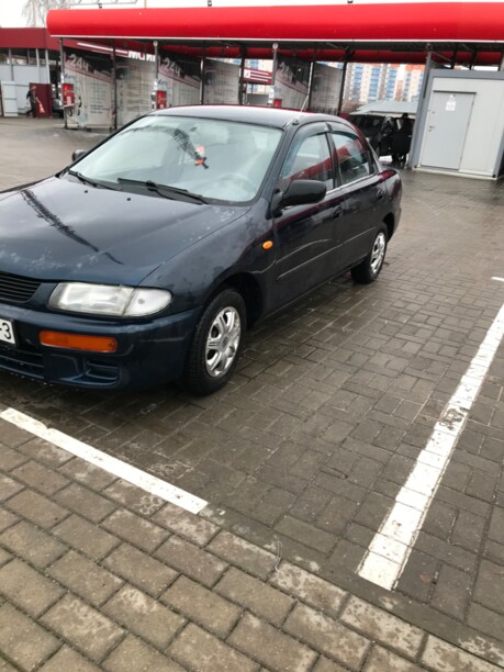 Mazda 323F, 1994 г.