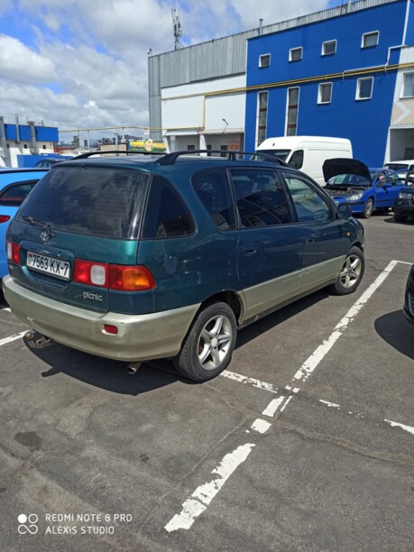 Toyota Picnic, 7 мест, 1997 г.