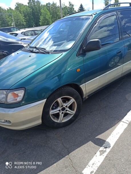 Toyota Picnic, 7 мест, 1997 г.