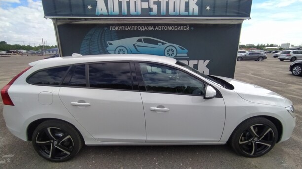 Volvo V60 I · Рестайлинг, 2017 г.