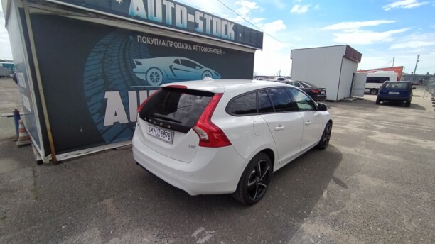 Volvo V60 I · Рестайлинг, 2017 г.