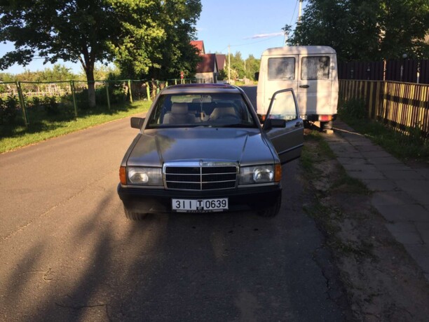 Mercedes-Benz 190 (W201), 1986 г.