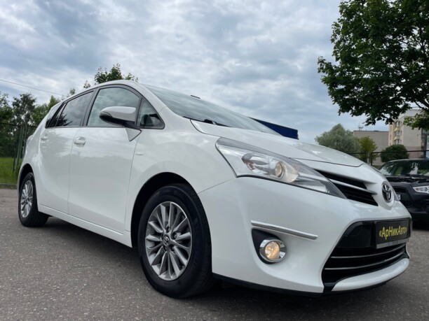 Toyota Verso I · Рестайлинг, 7 мест, 2016 г.
