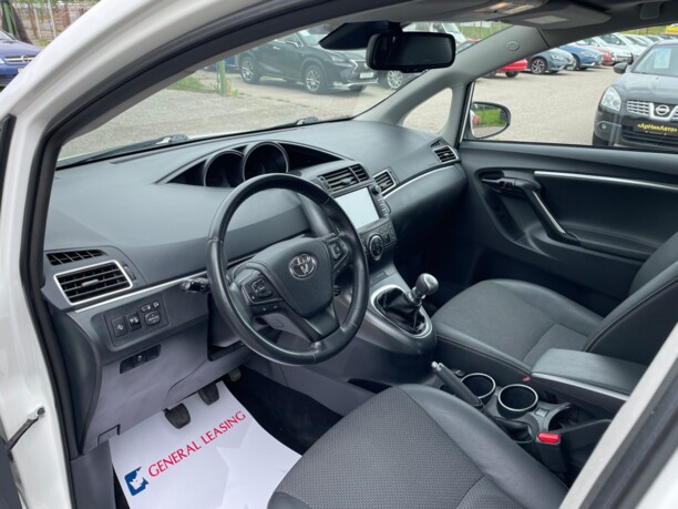 Toyota Verso I · Рестайлинг, 7 мест, 2016 г.