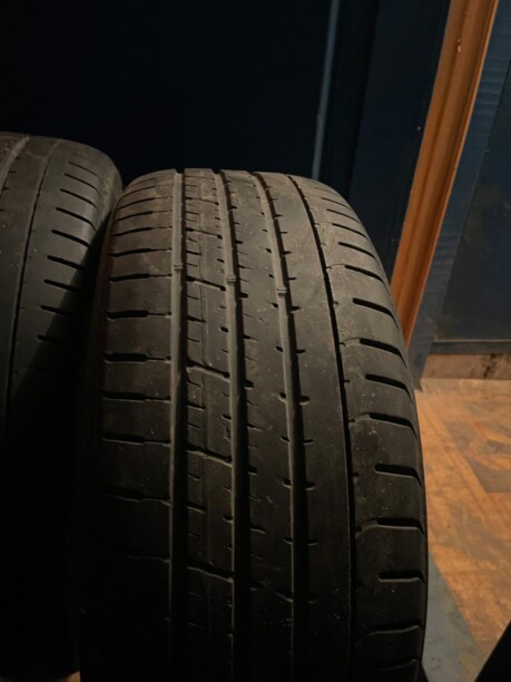 Легковые шины Pirelli P-zero 225/40 R19 2 шт.