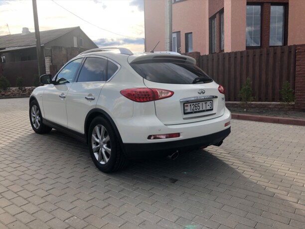 Infiniti EX, 2010 г.