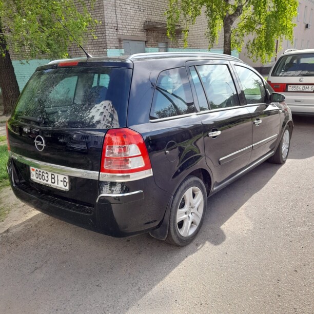 Opel Zafira B · Рестайлинг, 7 мест, 2008 г.