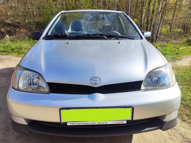 Toyota Yaris I (P1), 2001 г.