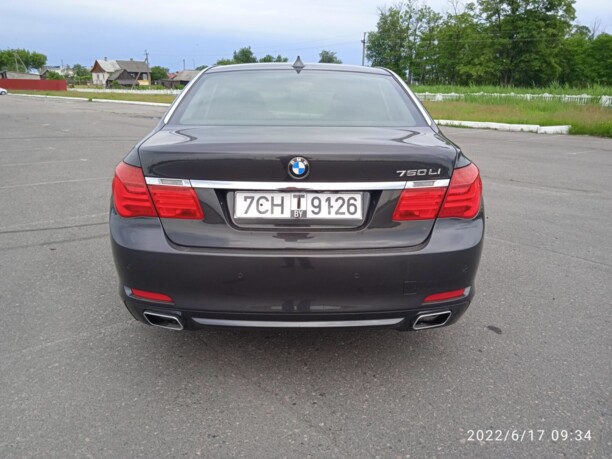 BMW 7 серия F02 (Long), 2010 г.