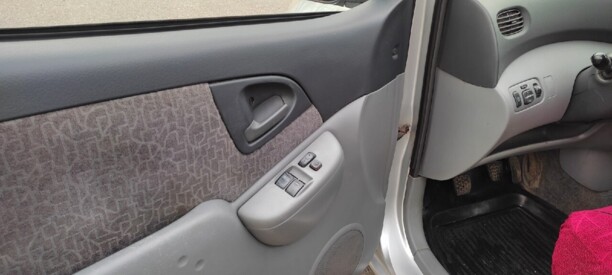 Toyota Yaris Verso, 2000 г.