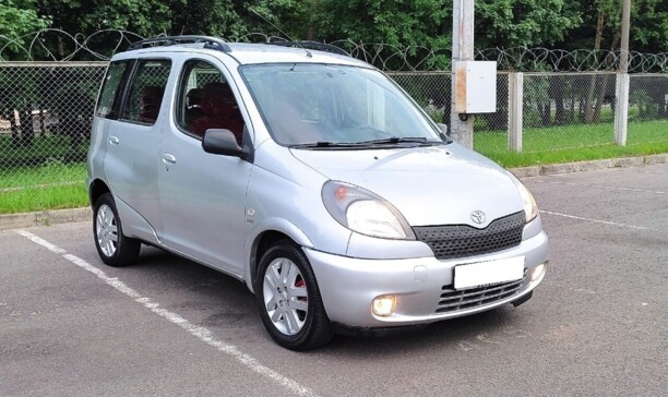 Toyota Yaris Verso, 2000 г.