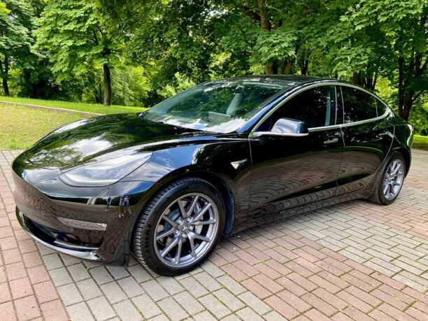 Tesla Model 3, 2018 г.