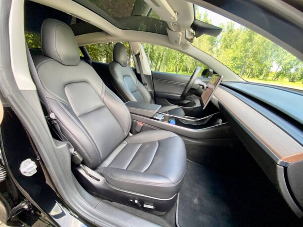 Tesla Model 3, 2018 г.