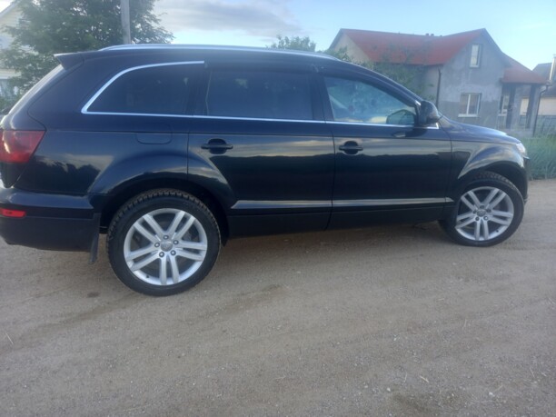 Audi Q7 4L, 7 мест, 2008 г.