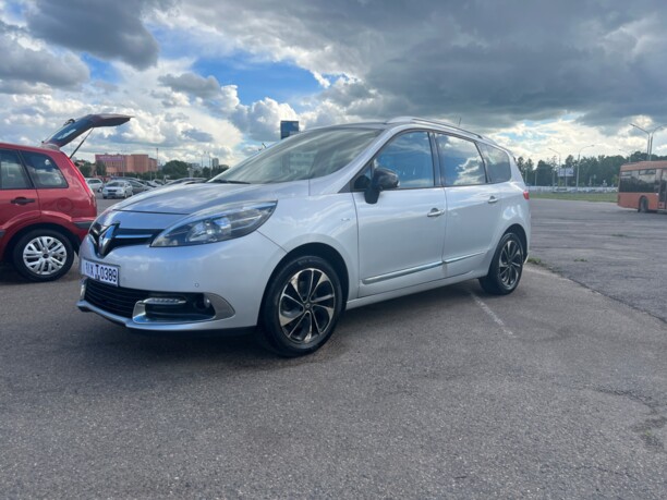 Renault Grand Scenic III · 2-й рестайлинг, 7 мест, 2016 г.