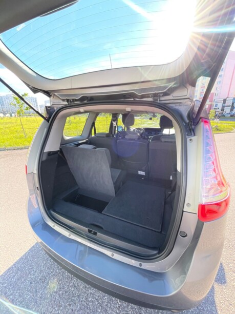 Renault Grand Scenic III · 2-й рестайлинг, 7 мест, 2013 г.