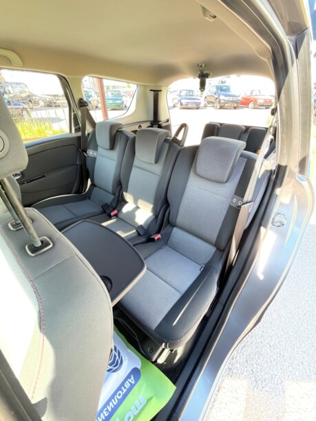 Renault Grand Scenic III · 2-й рестайлинг, 7 мест, 2013 г.